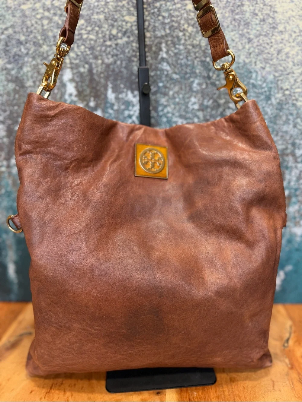 Tory Burch Rare Hard to Find BoHo Louisa Leather Messenger Bag Cognac Brown